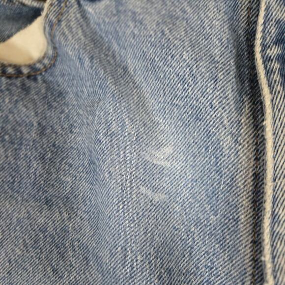 L.L. Bean Natural Fit Medium Wash Jeans Mens Straight Leg Denim 36x32 0701 - Picture 3 of 15